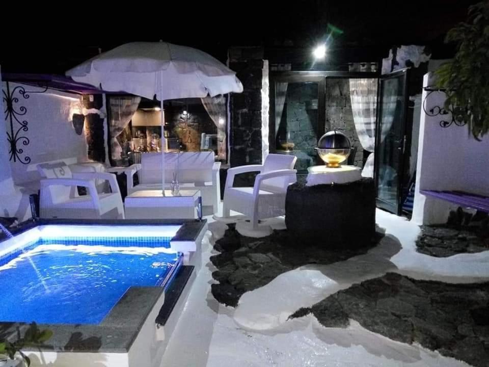 Aloelux Villa ! - Private Villa With Jacuzzi, Cinema ,Massage ,Wonderful View, Art Desing Villa Conil Exterior foto