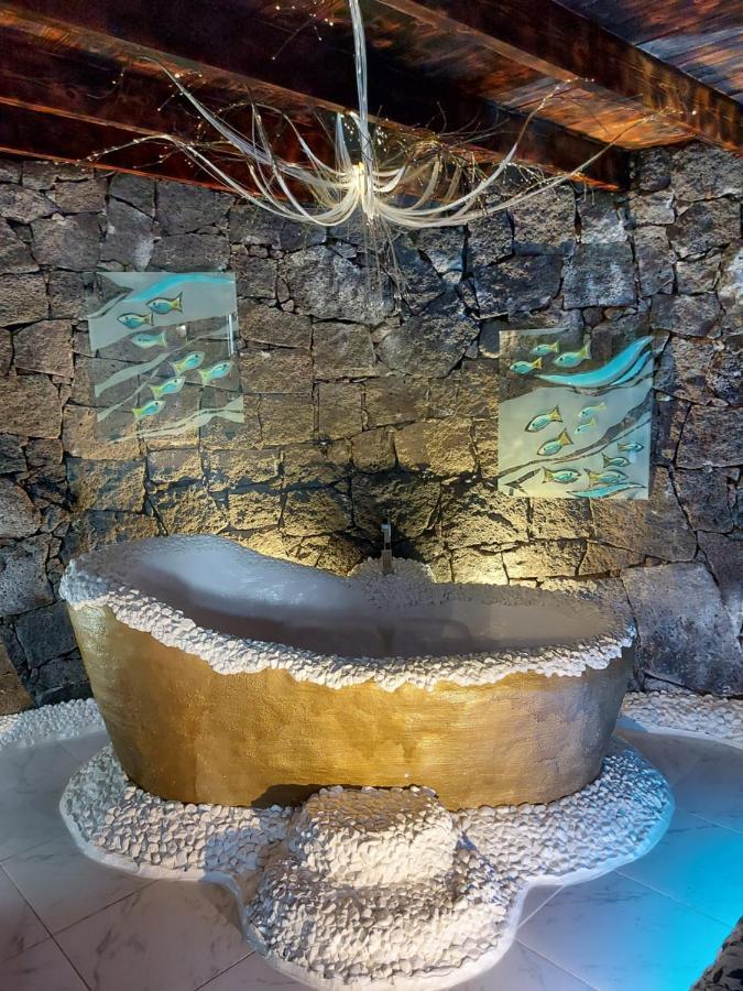 Aloelux Villa ! - Private Villa With Jacuzzi, Cinema ,Massage ,Wonderful View, Art Desing Villa Conil Exterior foto